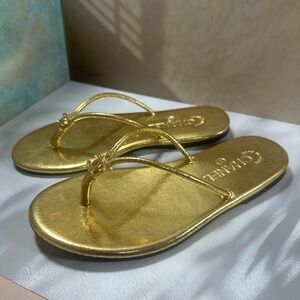 Pre-Owned Chanel Gold Flat Sandals with Original Shoe Box Included